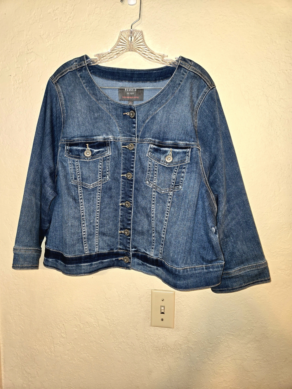 Torrid Collarless Denim Jean Jacket Medium Wash Stretch Plus Size 4 / 26